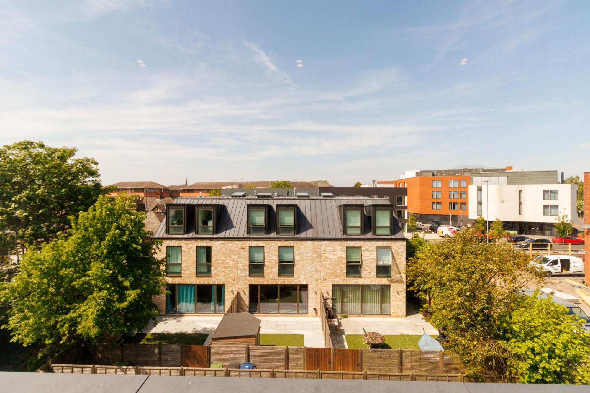 City Centre, Sleeps 7, Stunning Views & Parking, Interconnected Rooms Long Stay Work Contractor Leisure, Diamond Penthouse Cambridge  Bagian luar foto